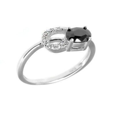 SREBRNY PIERŚCIONEK Z CYRKONIAMI